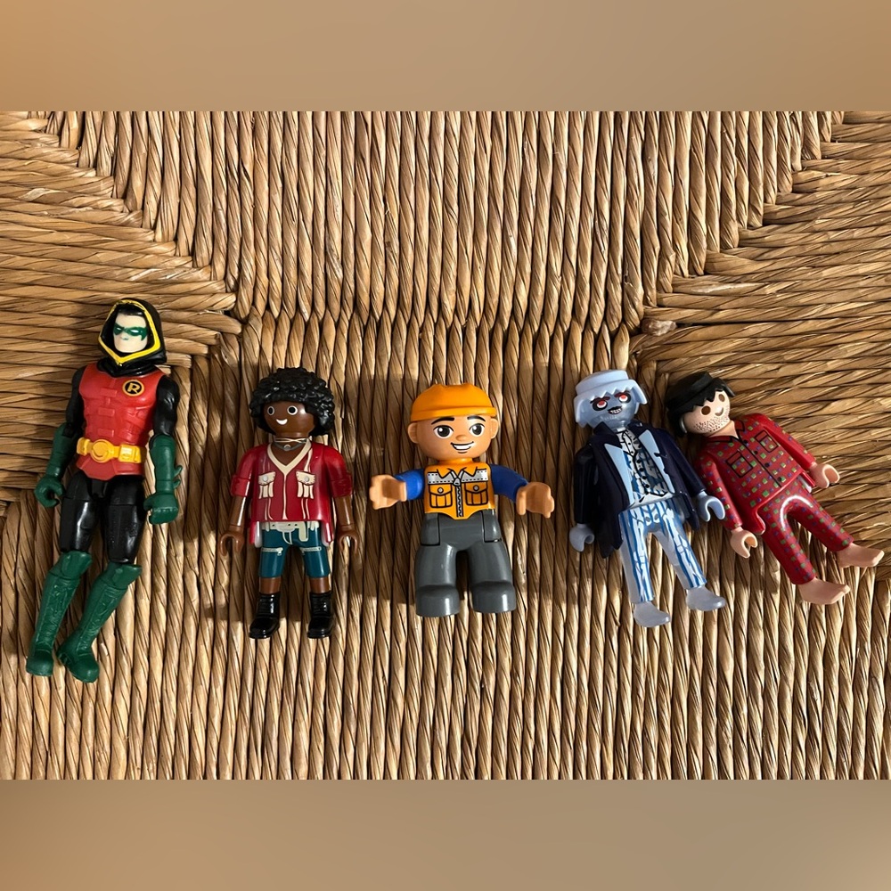 Playmobil figures lot of characters plus bonus duplo character superhero Robin